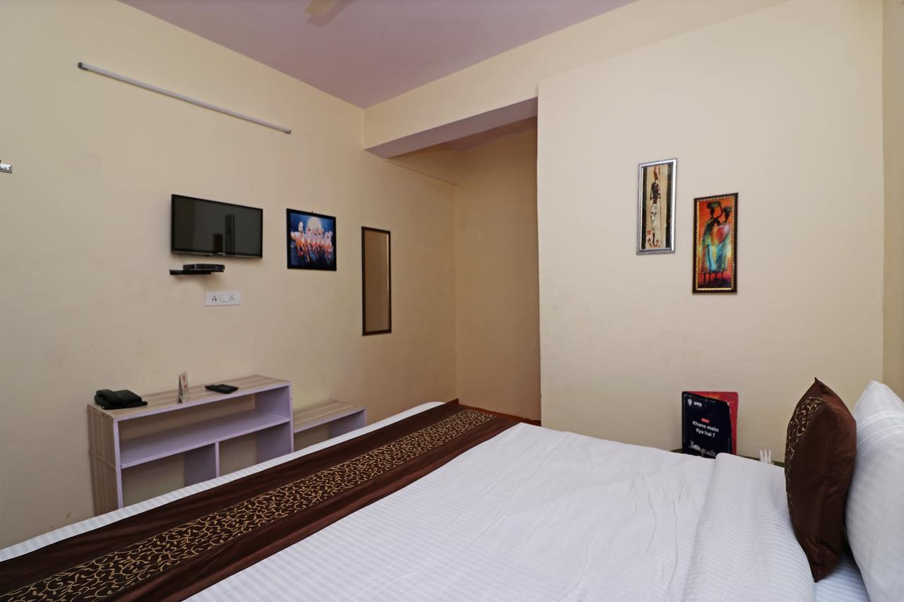 Oyo 13728 Hotel Kempty Valley View Hotel & Restaurant Mussoorie Exteriör bild